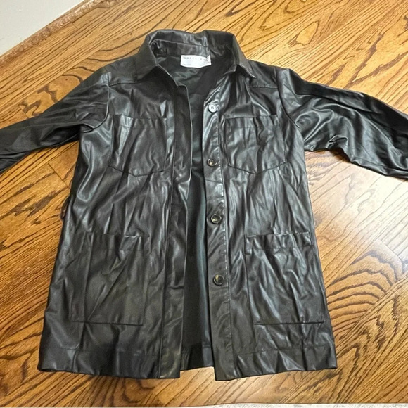 Asos belted faux leather shacket - Picture 2 of 6